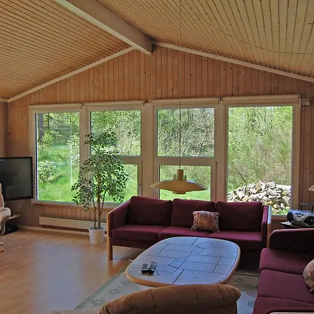 Holiday Lyngsa 098933 Nordost